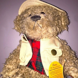 NWT‎ Brass Button Collectables TANNER